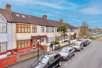 Property on Dorset Road, E7 8PX