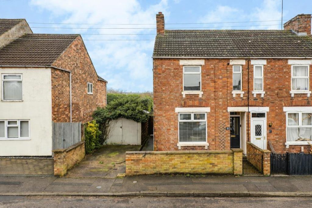 Terraced House
