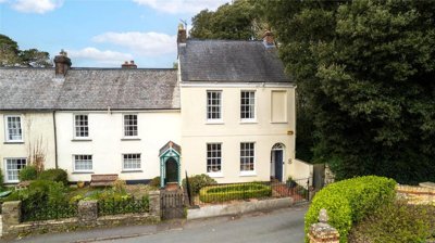 Property on Bellaire, EX31 1RG