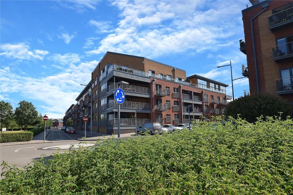 Property main image