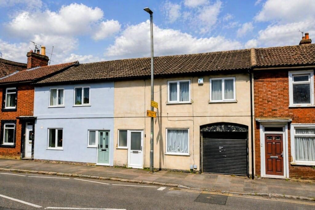 Terraced House