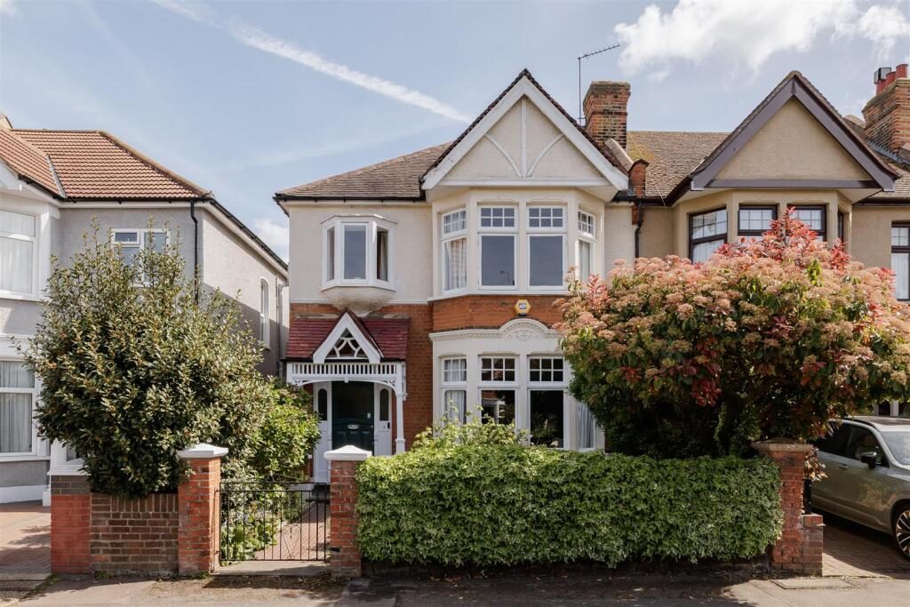 Terraced House