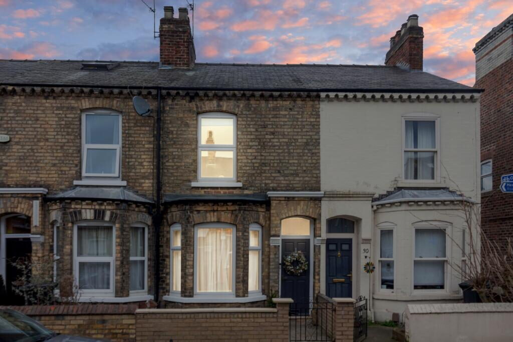 Terraced House