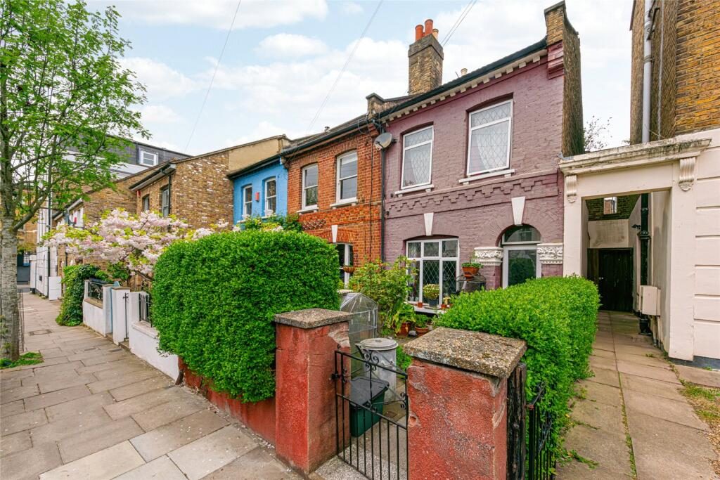 Terraced House