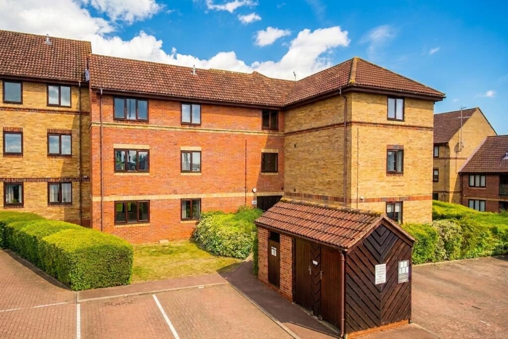 Property main image