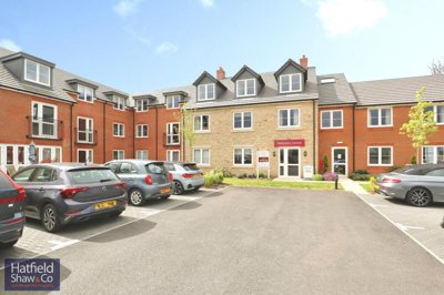 Property on Halse Road, NN13 6EJ
