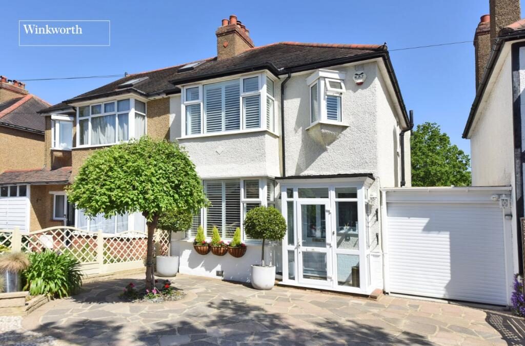 Property main image