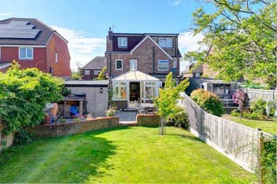 Property on Falcon Way, BN27 1HY