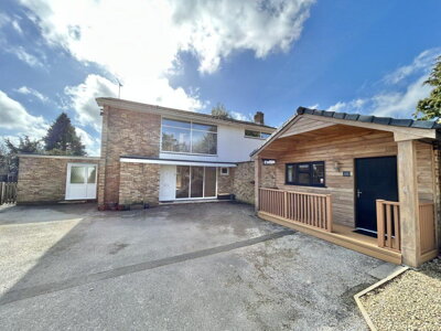 Property on Wyvern Close, BA20 2HF