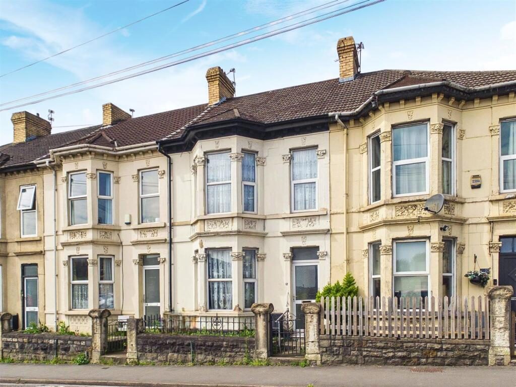 Property main image