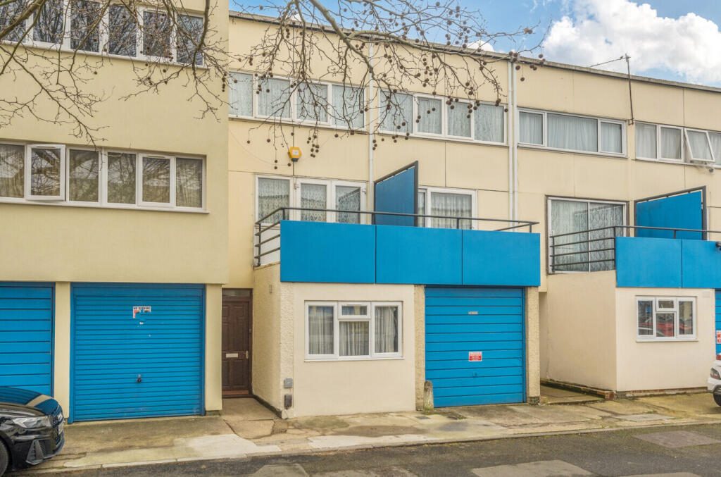 Terraced House