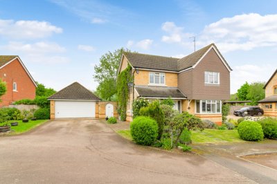 Property on Collingcroft Close, NN4 0BN