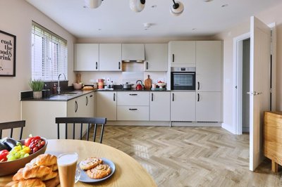 Property on Myrtlebury Way, EX1 3GA