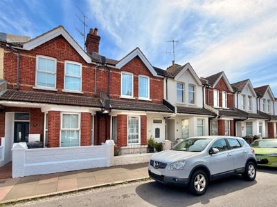 Property on Western Road, BN22 8HS