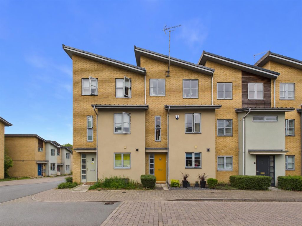 Property main image