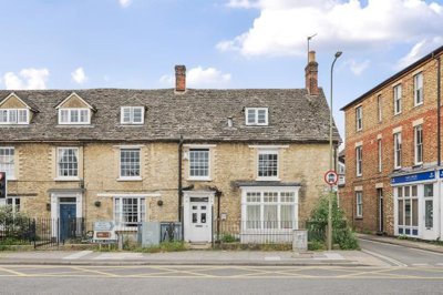 Property on High Street, OX28 6JA