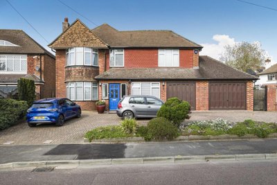 Property on Wansunt Road, DA5 2DN