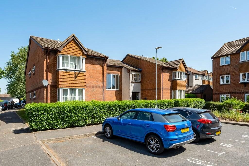 Property main image