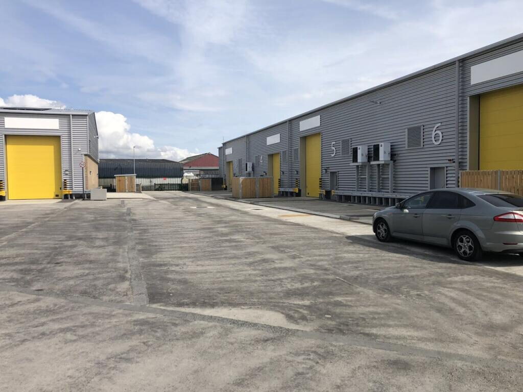 Distribution Warehouse