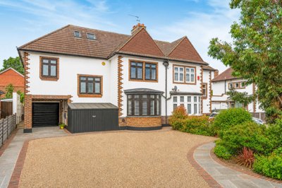 Property on Pickhurst Lane, BR2 7JF
