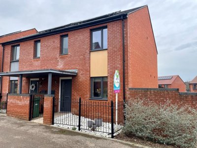 Property on James View, GU35 0FT