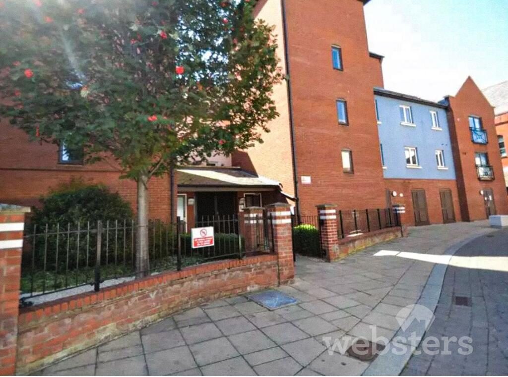 Property main image