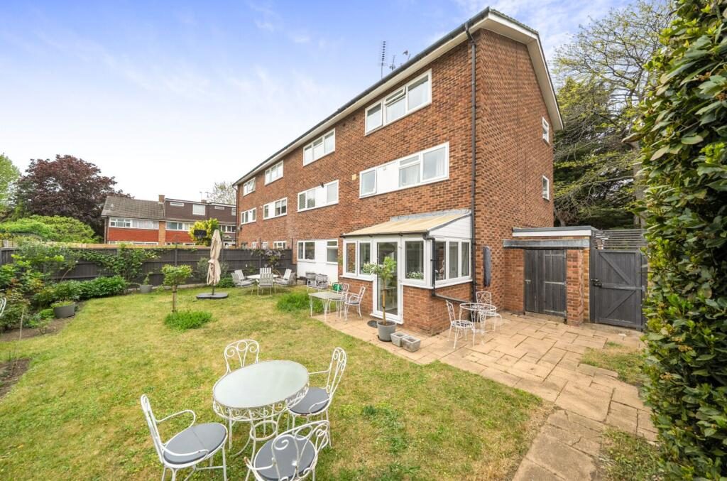 Ground Maisonette