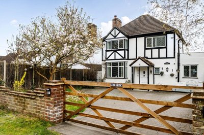 Property on Orpington Bypass Road, TN14 7AG