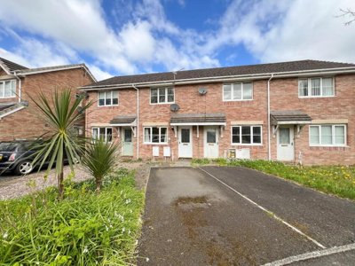 Property on Church Court, CF31 5DT