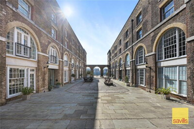 Property on The Highway, E1W 3HU