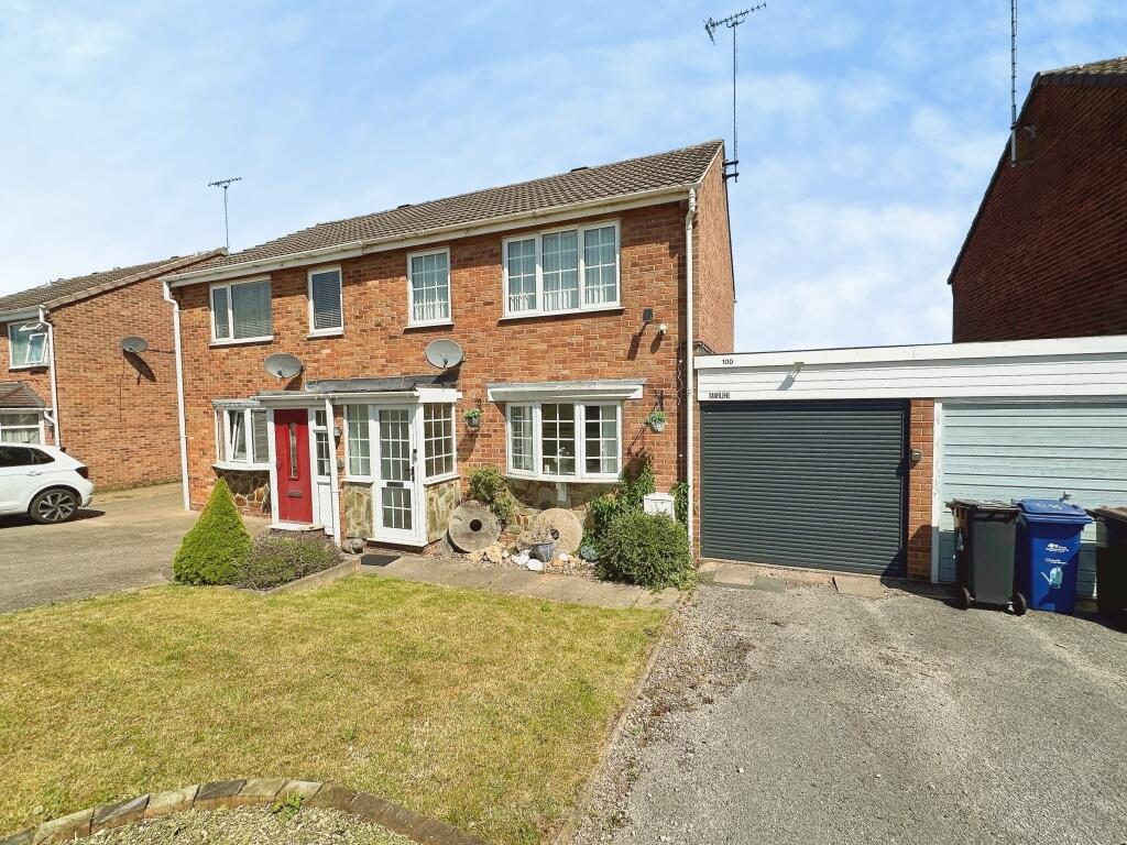 Property main image