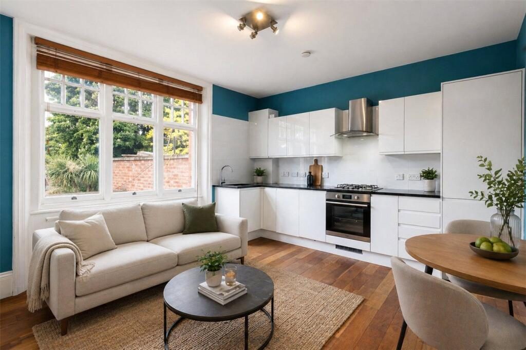 Property main image