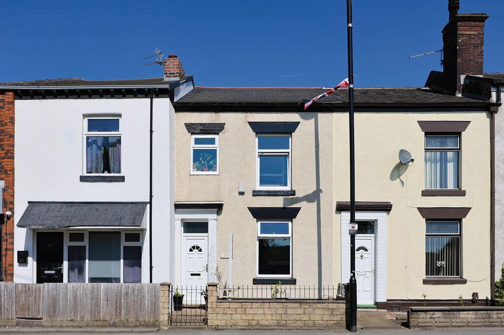Terraced House