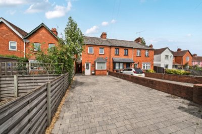 Property on Mill Lane, RG14 5QS