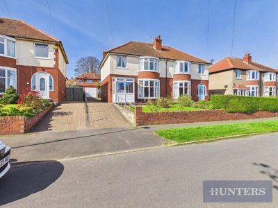 Property on Newlands Park Road, YO12 6PX