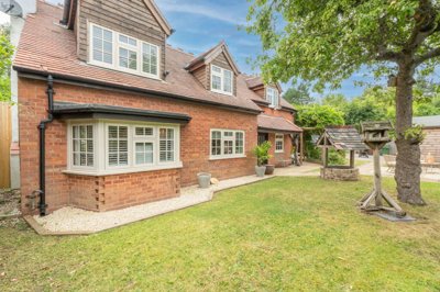 Property on Silver Street, B47 6LZ