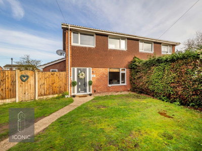 Property on The Shrublands, NR10 3EL