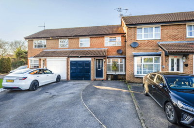 Property on Wimblington Drive, RG6 4JG