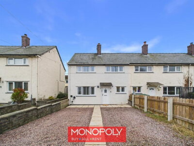Property on Maes Sadwrn, LL16 5AY