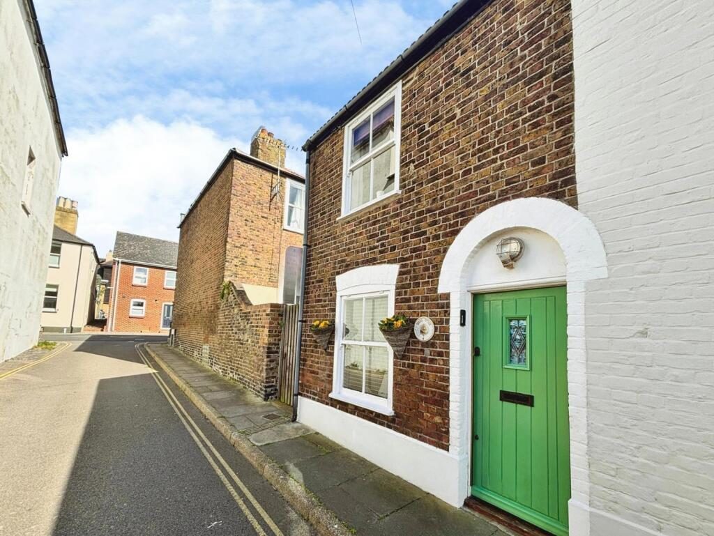Terraced House