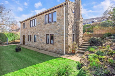 Property on Constable Road, LS29 8RW