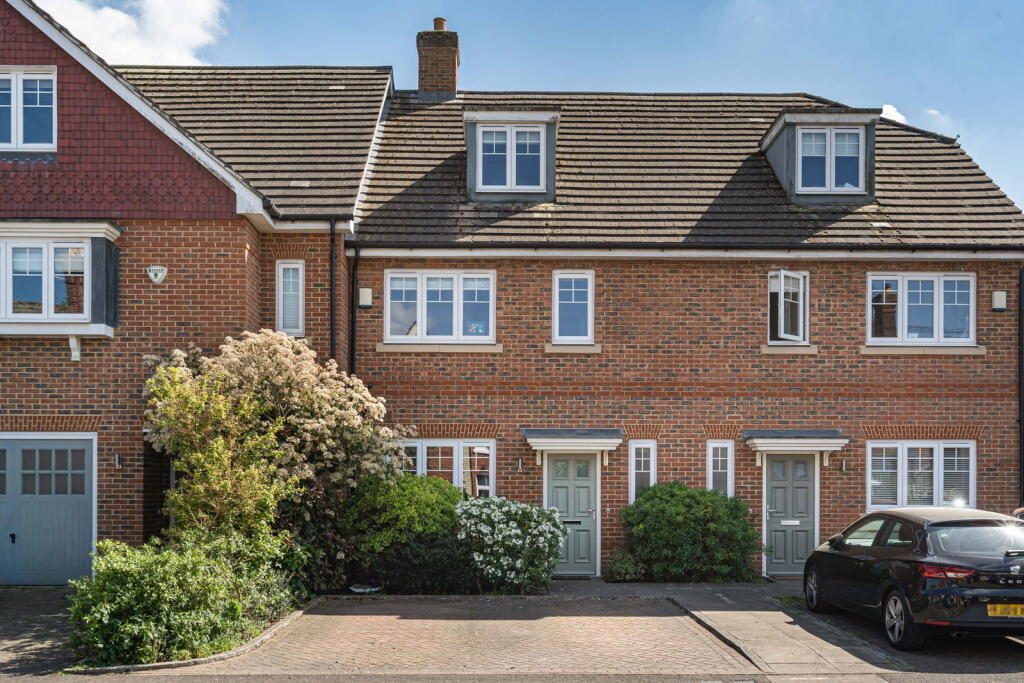 Terraced House