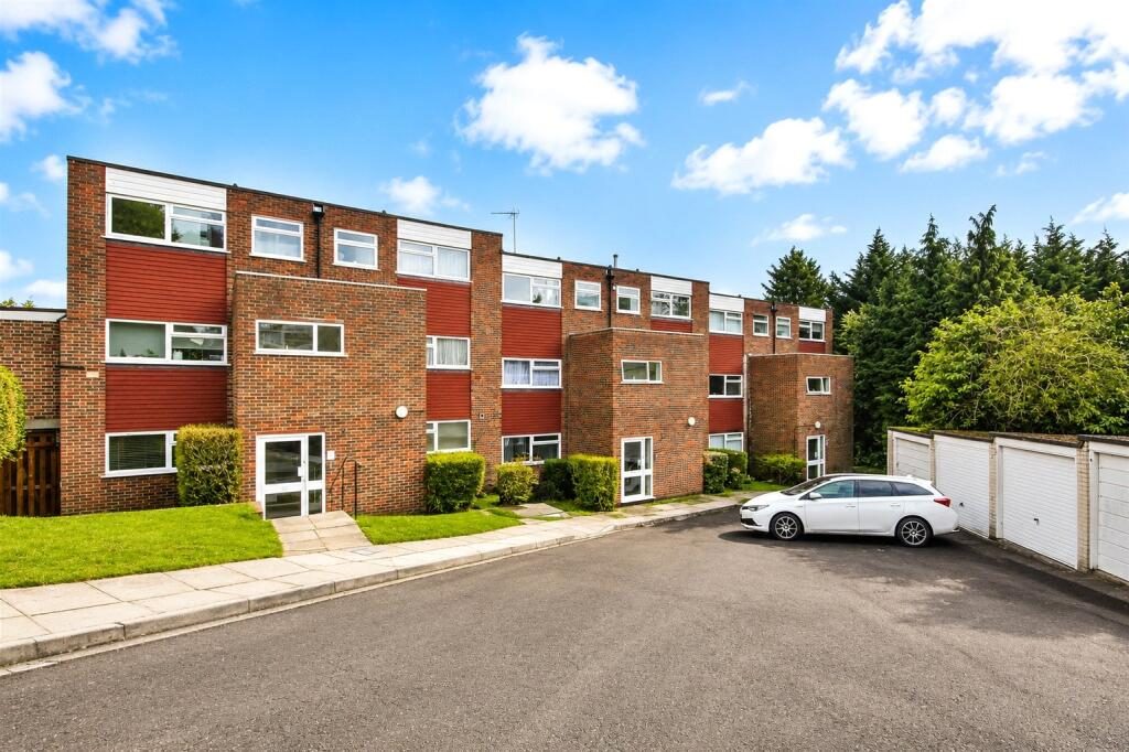 Property main image
