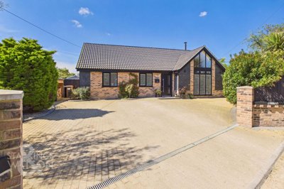 Property on Ormesby Glebe, NR29 4JW