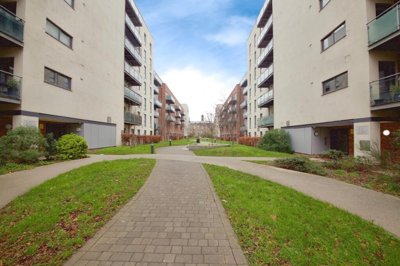 Property on Honour Gardens, RM8 2GF