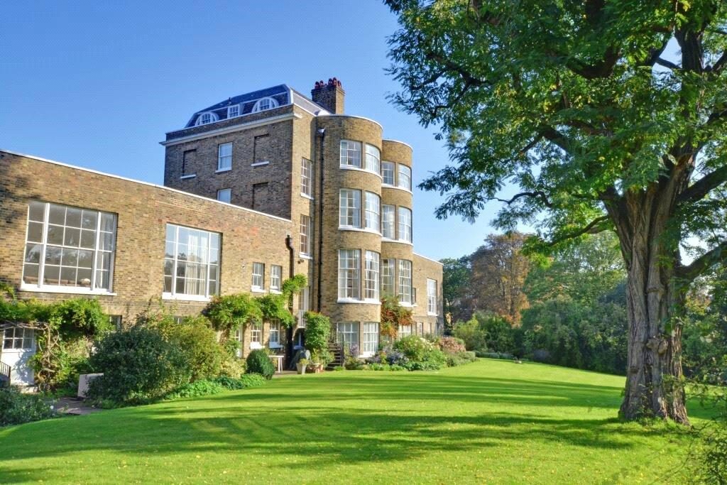 Property main image