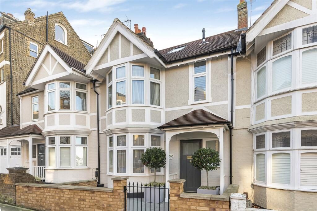 Terraced House
