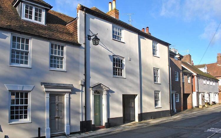 Terraced House