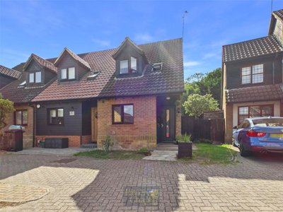 Property on Acorn Place, SS16 6RJ
