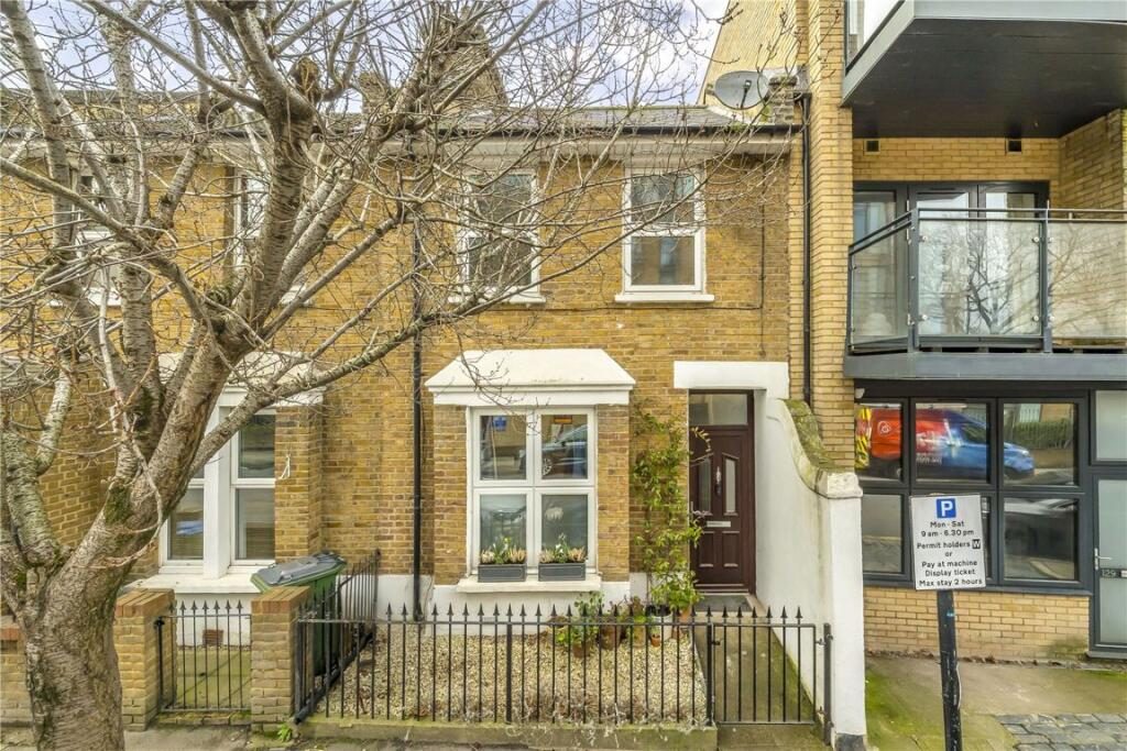 Terraced House